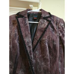DStudio Eggplant/Gray Floral Velvet Lined Jacket w Beaded Contrast Along Collar